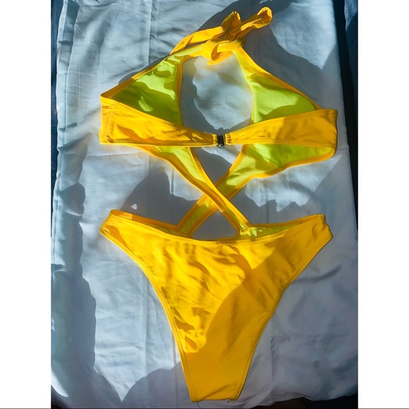 One piece bikini - Picture 2 of 2